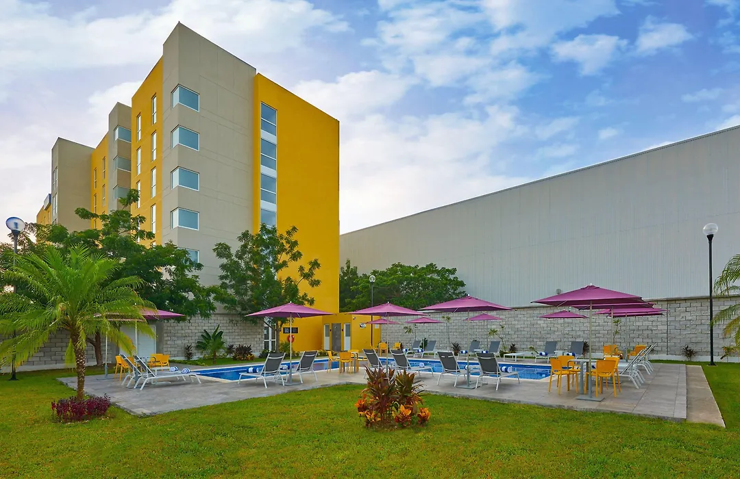 City Express By Marriott Merida-1
