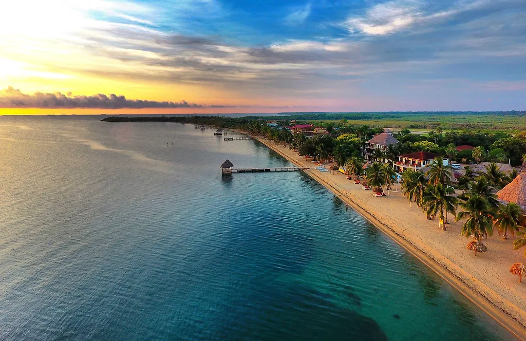 Almond Beach Resort At Jaguar Reef-1