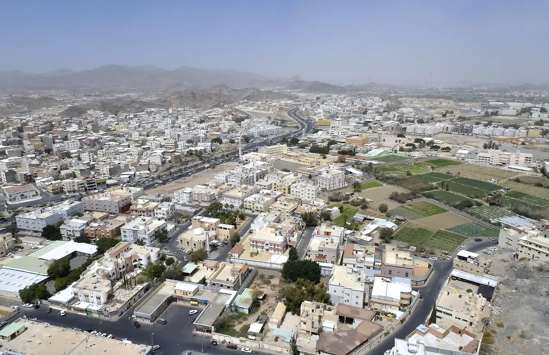 Awaliv Hotel-1