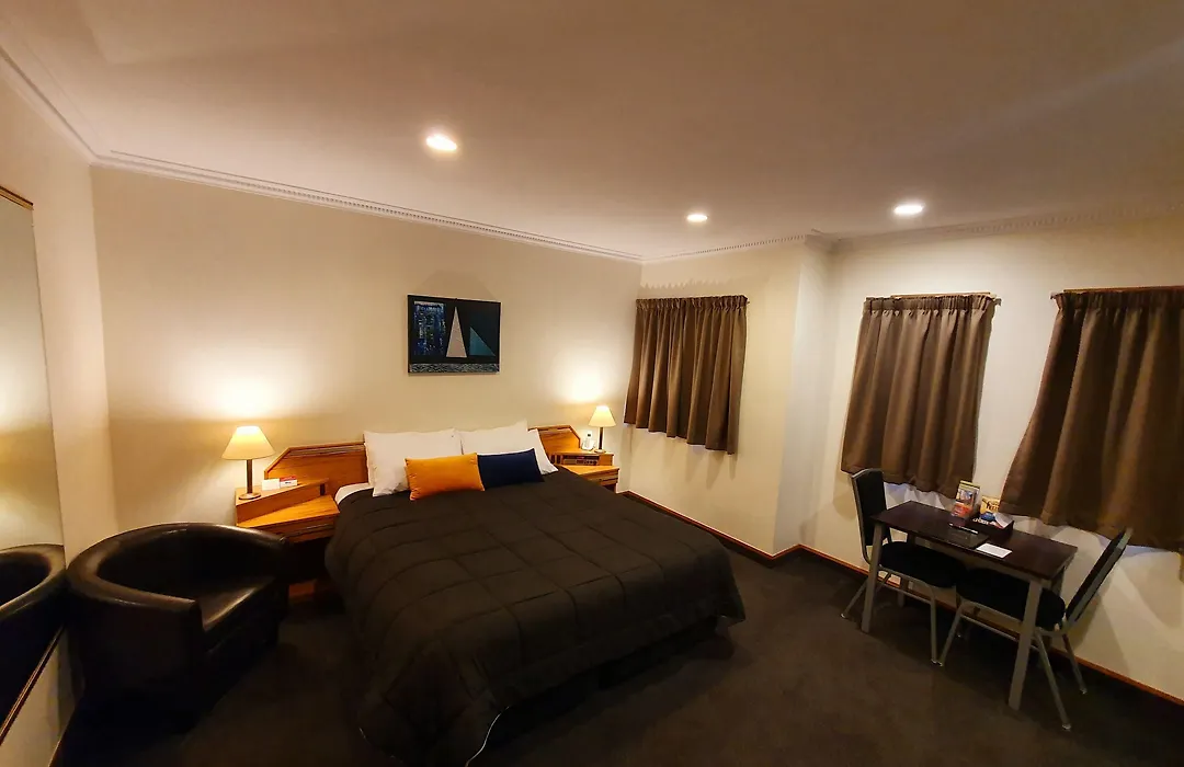 Fitzherbert Castle Motel-1