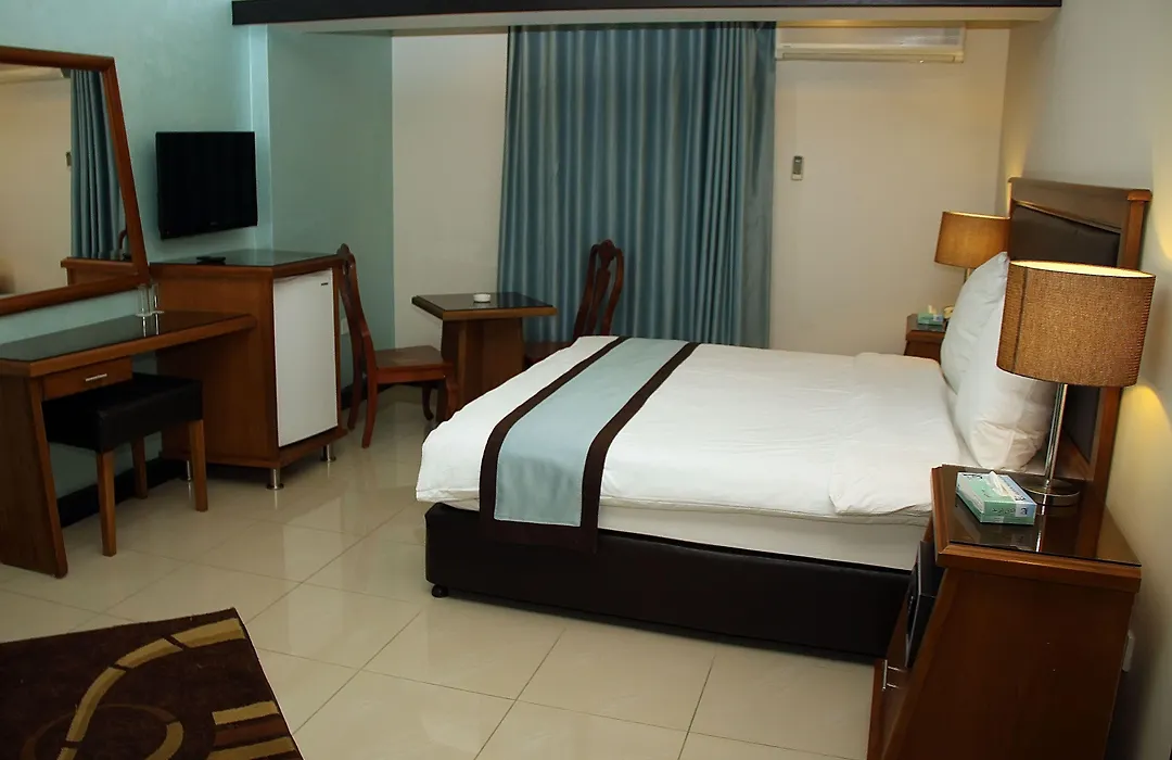 Al Raad Hotel-1