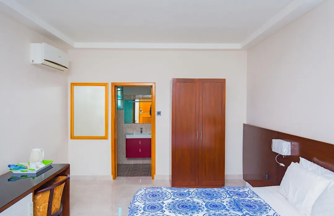 Monarch Hotel-1