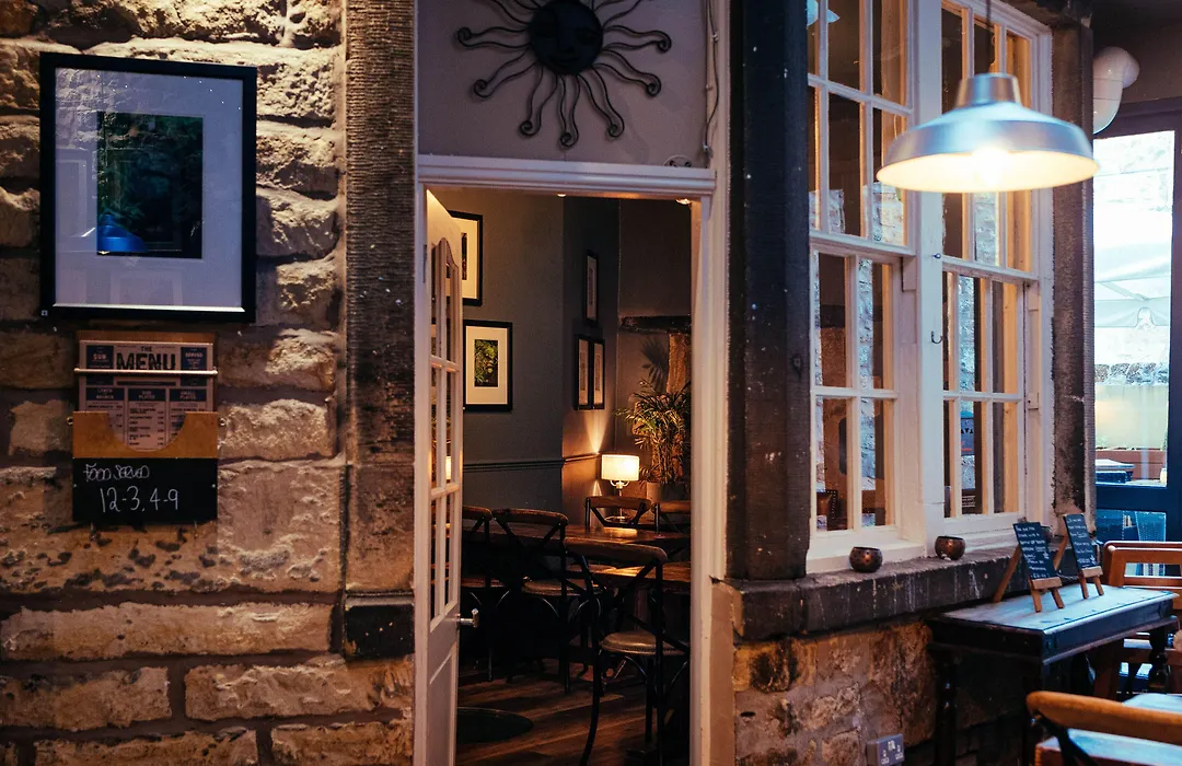 The Sun Hotel & Bar-1