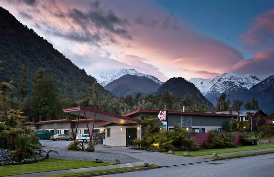 58 On Cron Motel-1