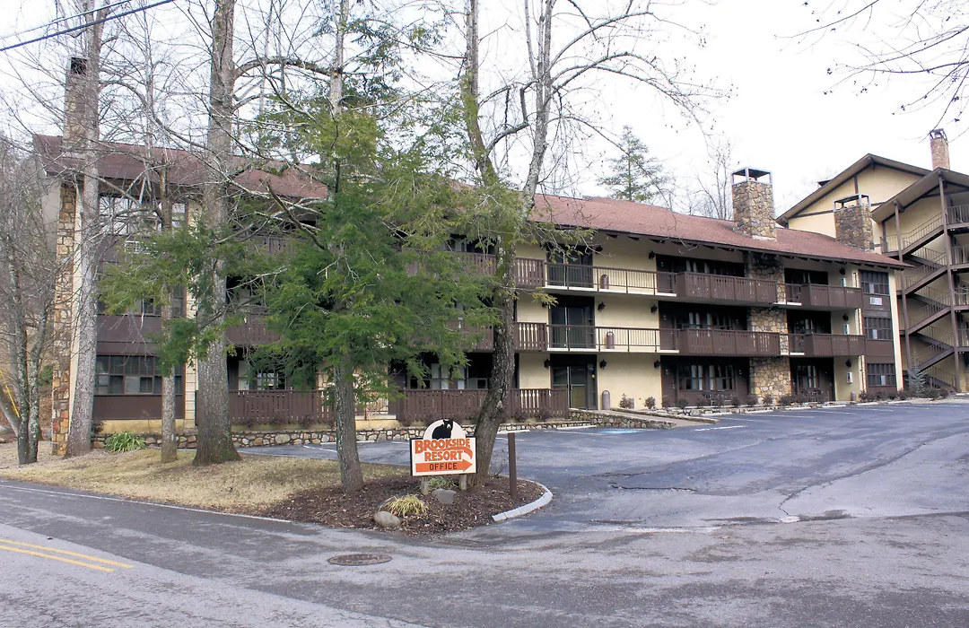 Brookside Lodge - Gatlinburg - On The River-1