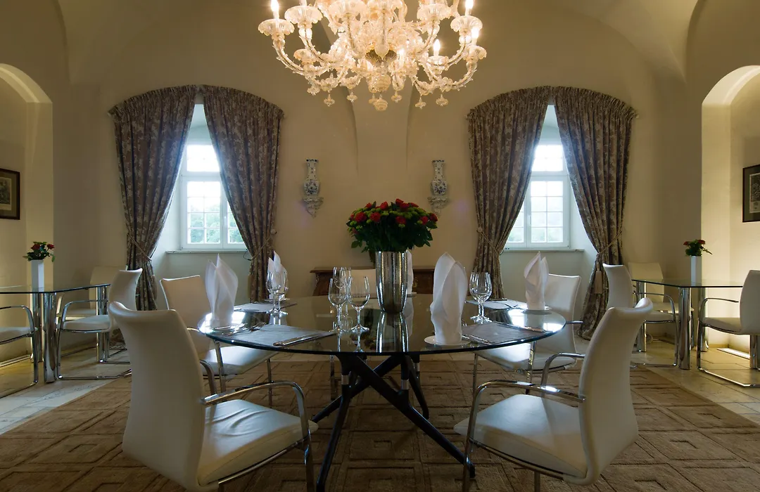 Palac Pakoszow Schlosshotel Wernersdorf-1