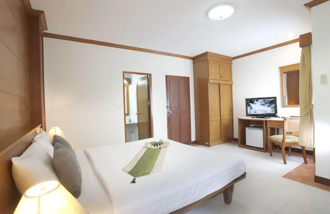 Palmyra Patong Resort Phuket - Sha Extra Plus-1