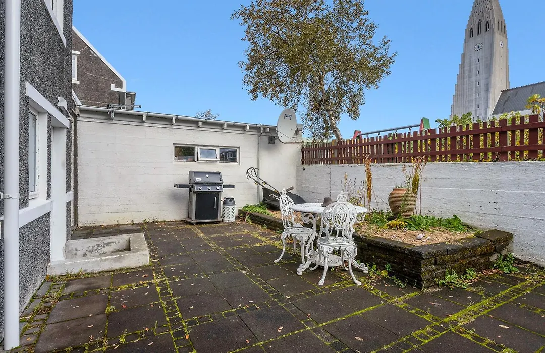 Freyja Guesthouse & Suites-1