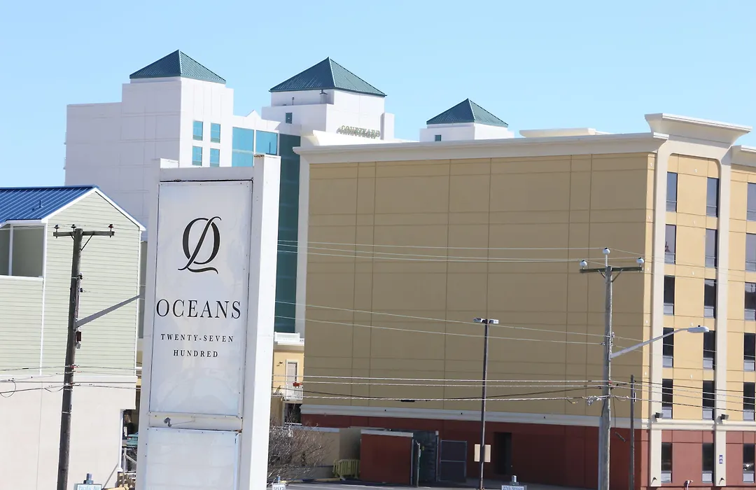 Oceans 2700-1