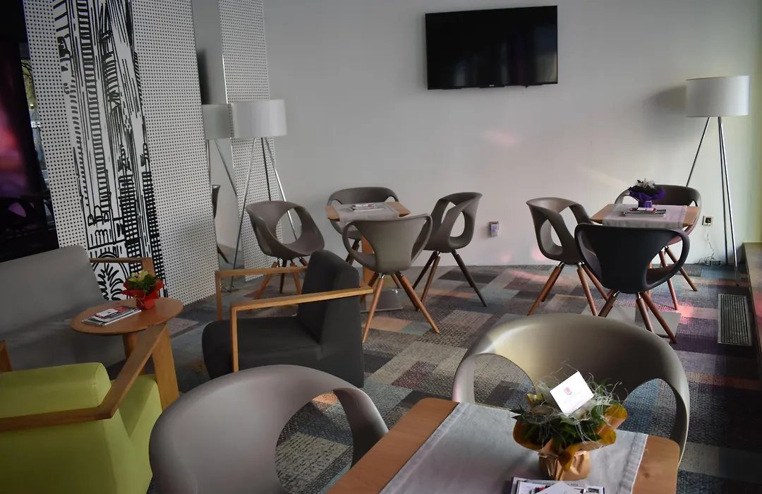 Hotel Cosmopolit-1