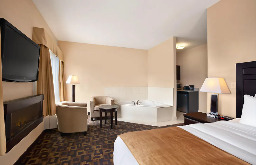 Days Inn & Suites By Wyndham Winnipeg Airport Manitoba-1