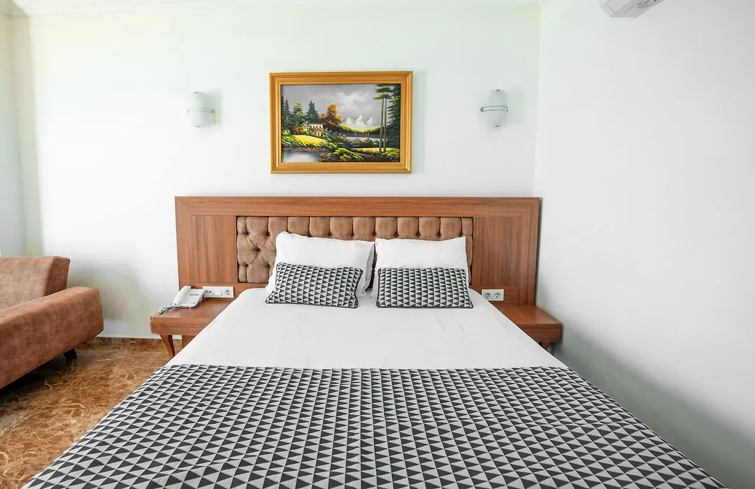 Kristal Beach Hotel-1