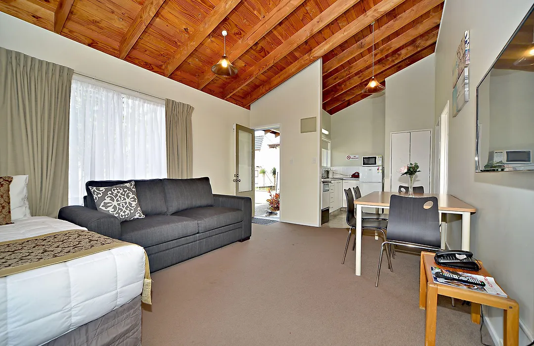 Takapuna Motor Lodge-1
