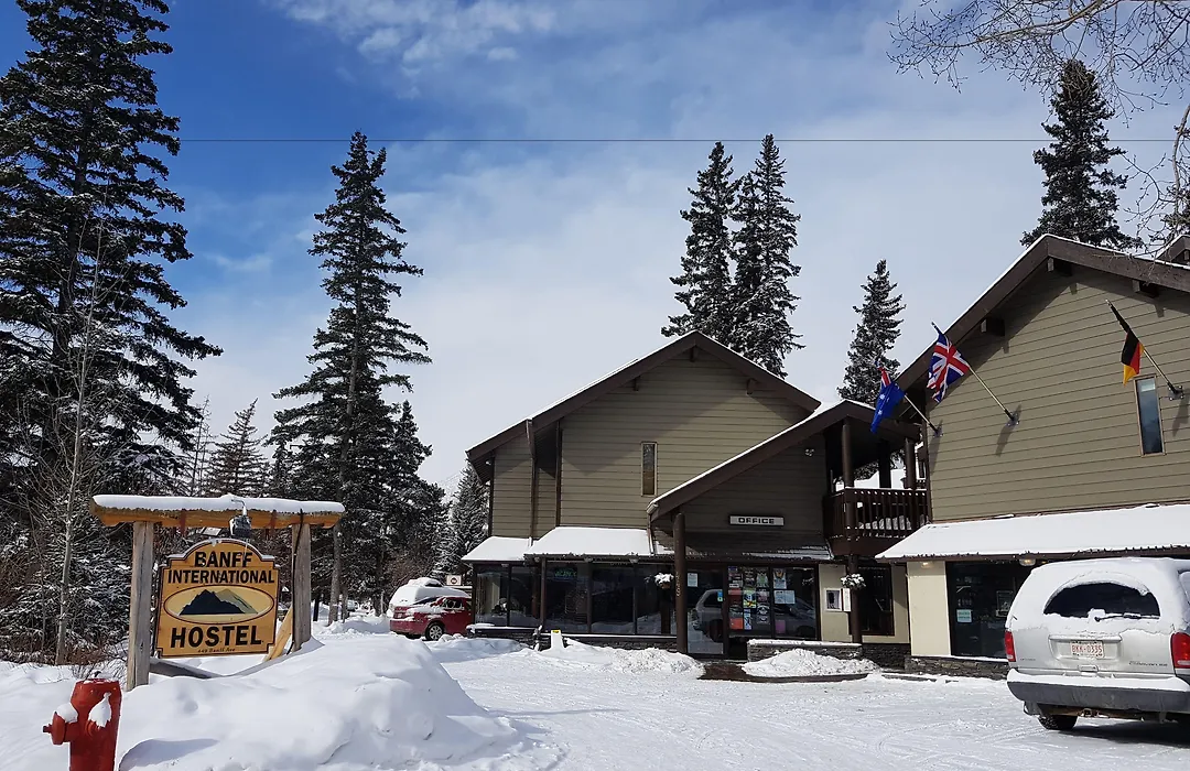 Banff International Hostel-1