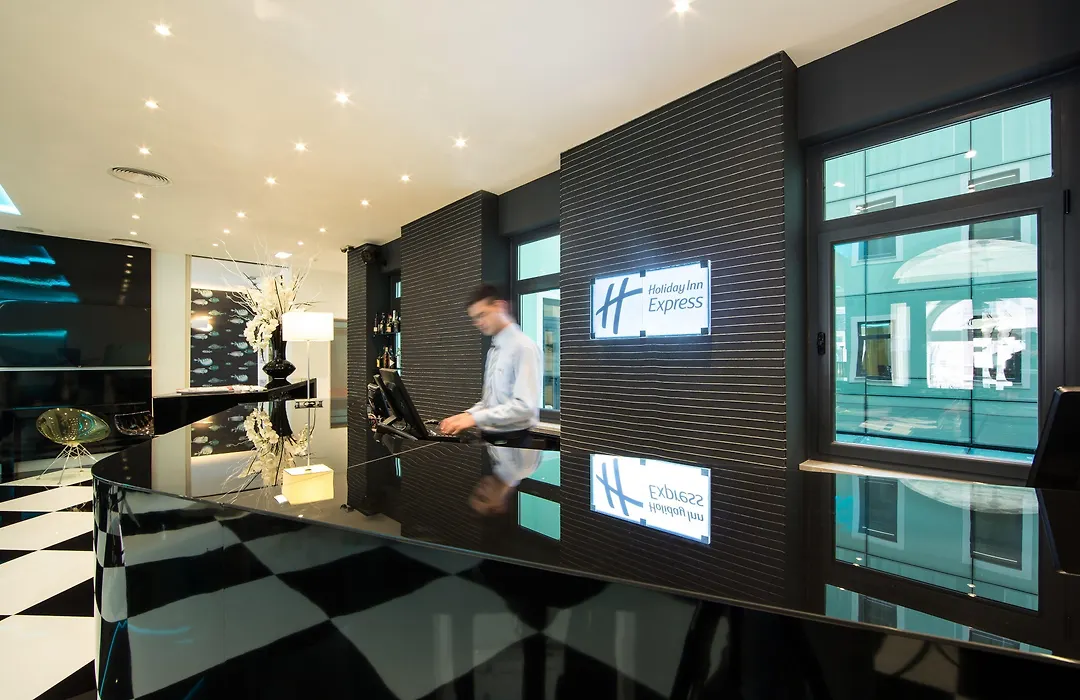 Holiday Inn Express Lisboa - Av. Liberdade By Ihg-1