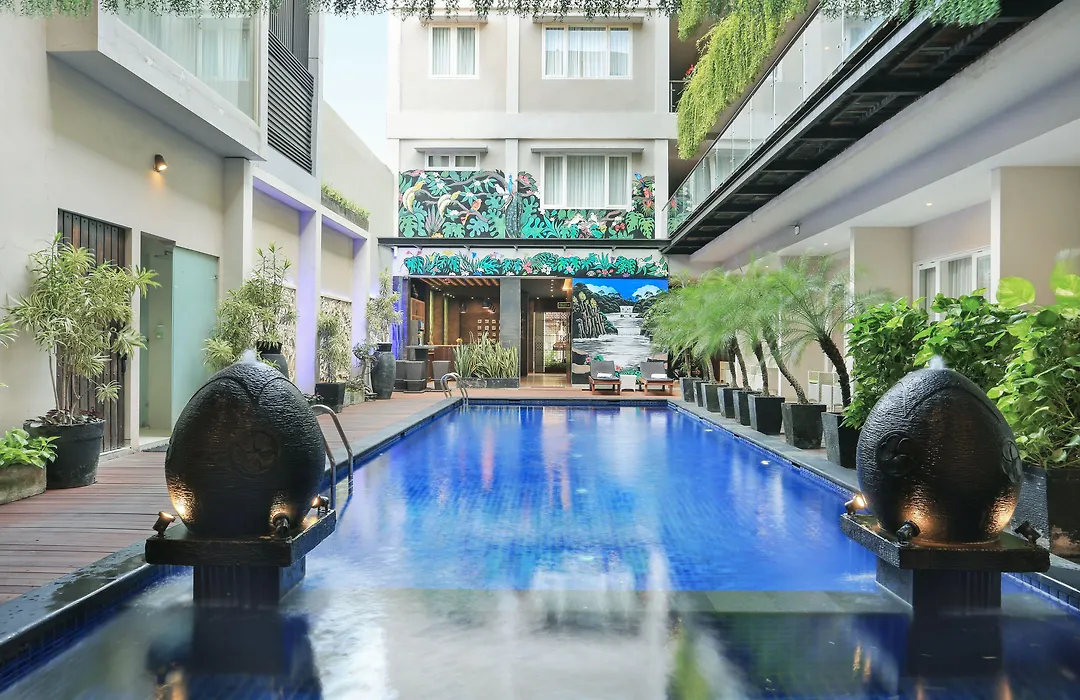 Ohana Hotel Kuta-1
