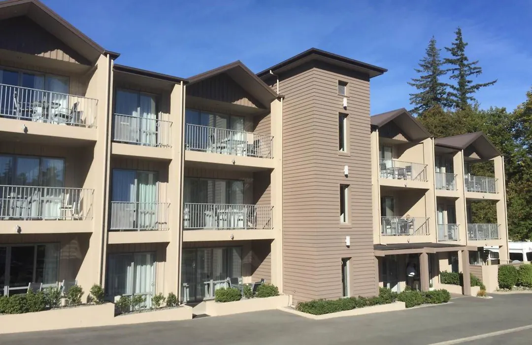 Clear Ridge Apartments-1