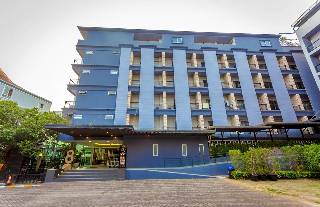 Embryo Hotel-1
