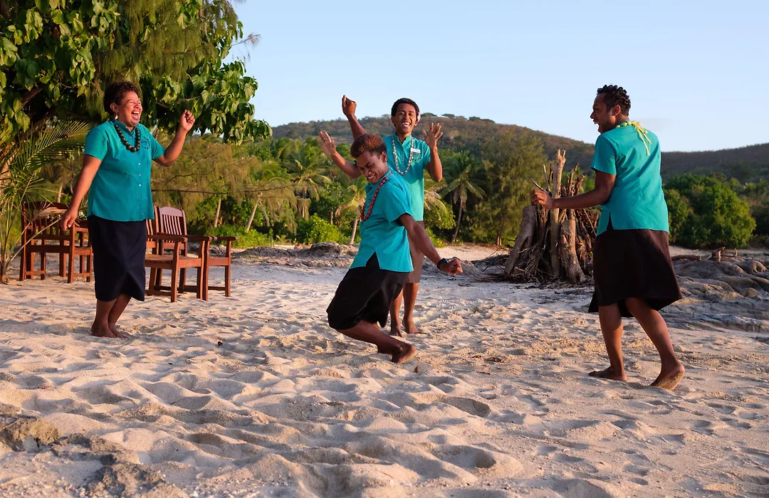 Barefoot Manta Island Resort-1