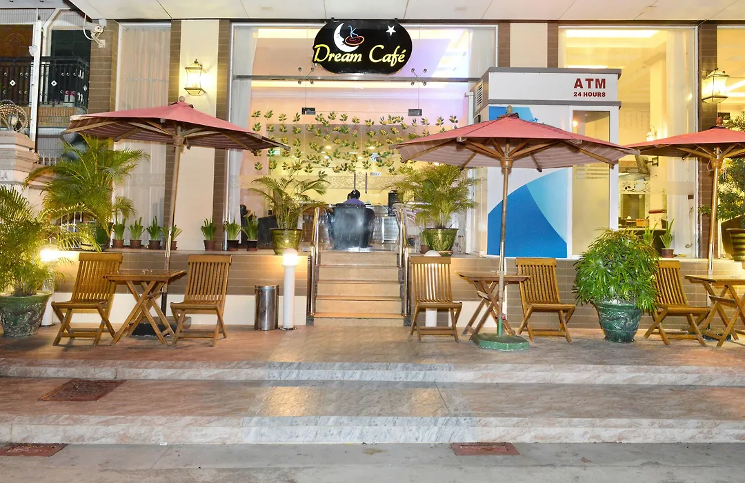 Hotel Grand United - Ahlone Branch-1