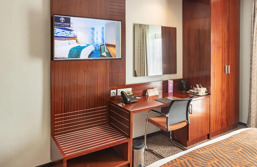 City Lodge Hotel At Or Tambo International Airport-1