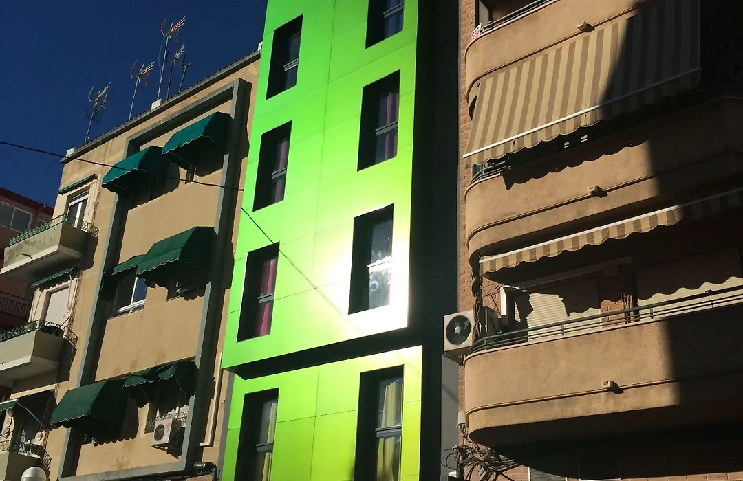 Chameleon Youth Hostel Alicante-1
