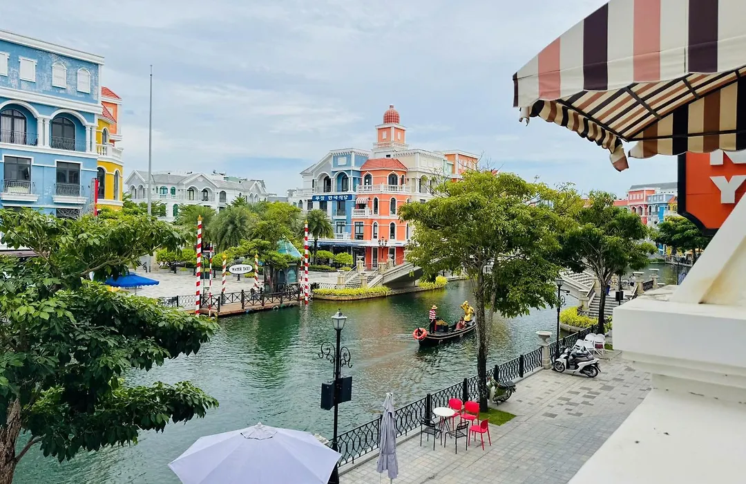 Lia Homestay Grand World Phu Quoc - Sunny Venice Apartment-1