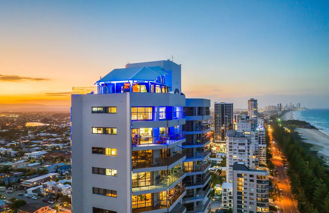 Burleigh Esplanade Apartments-1