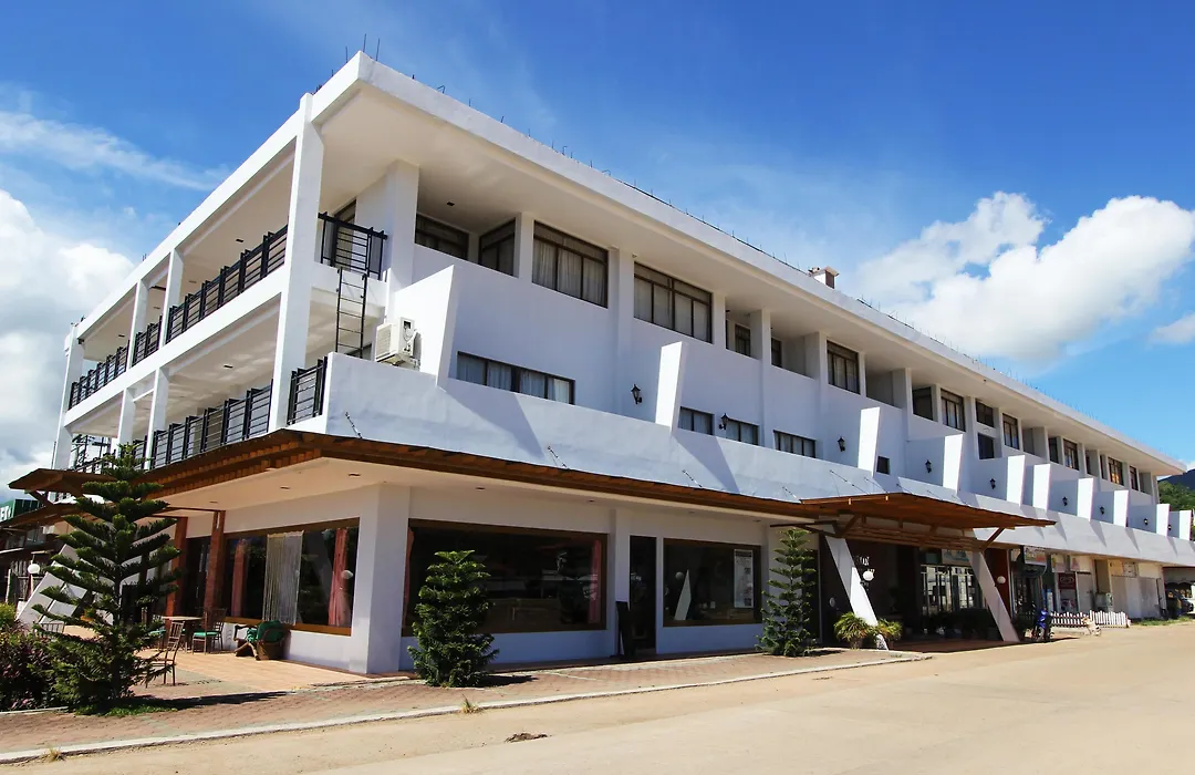 Coron Gateway Hotel & Suites-1