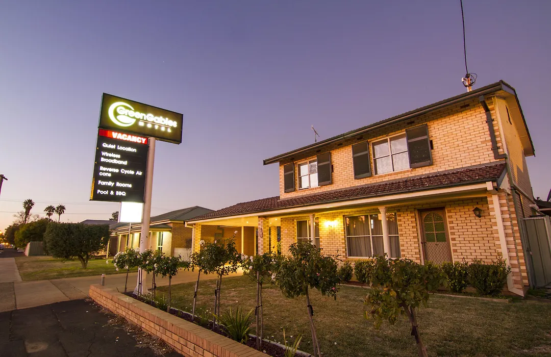 Green Gables Motel-1