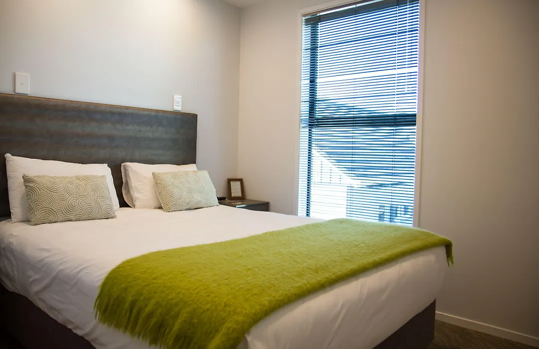 850 Cameron Motel-1