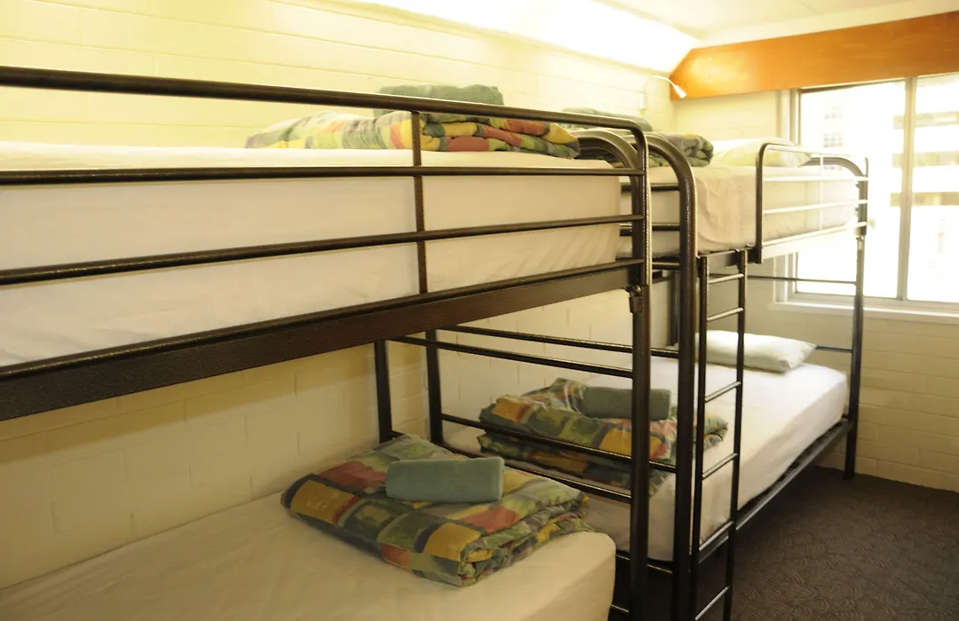 Kangaroo Inn-1