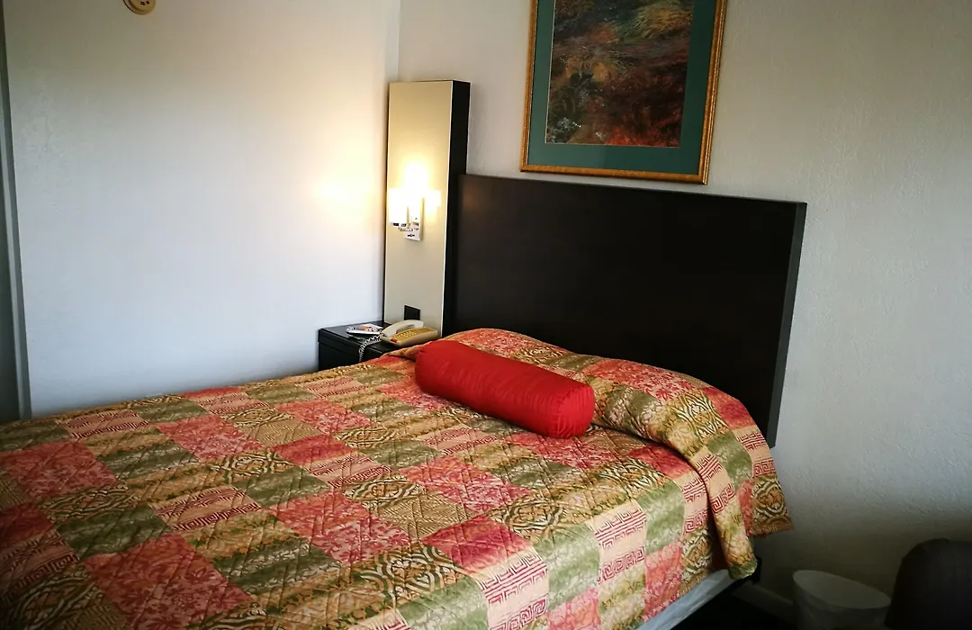 Merida Inn & Suites-1