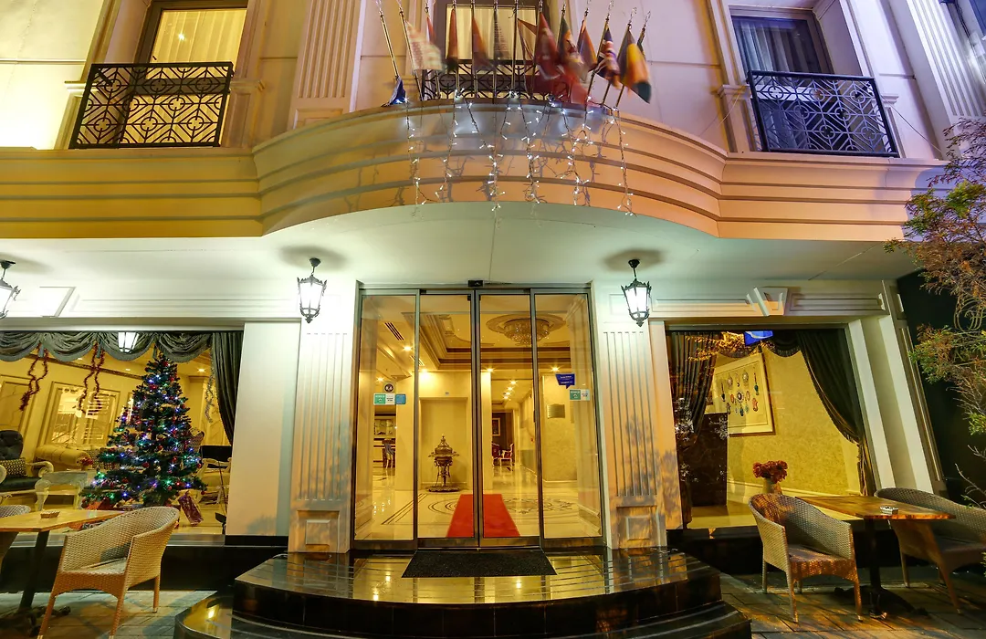 Halifaks Hotel-1