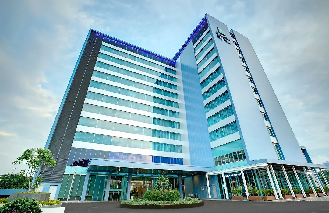 Holiday Inn Express Jakarta International Expo By Ihg-1