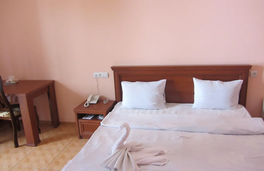 Primer Hotel-1