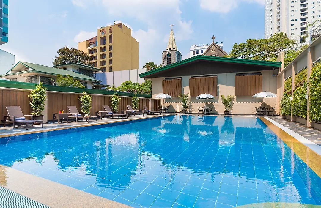 Tropicana Suites-1