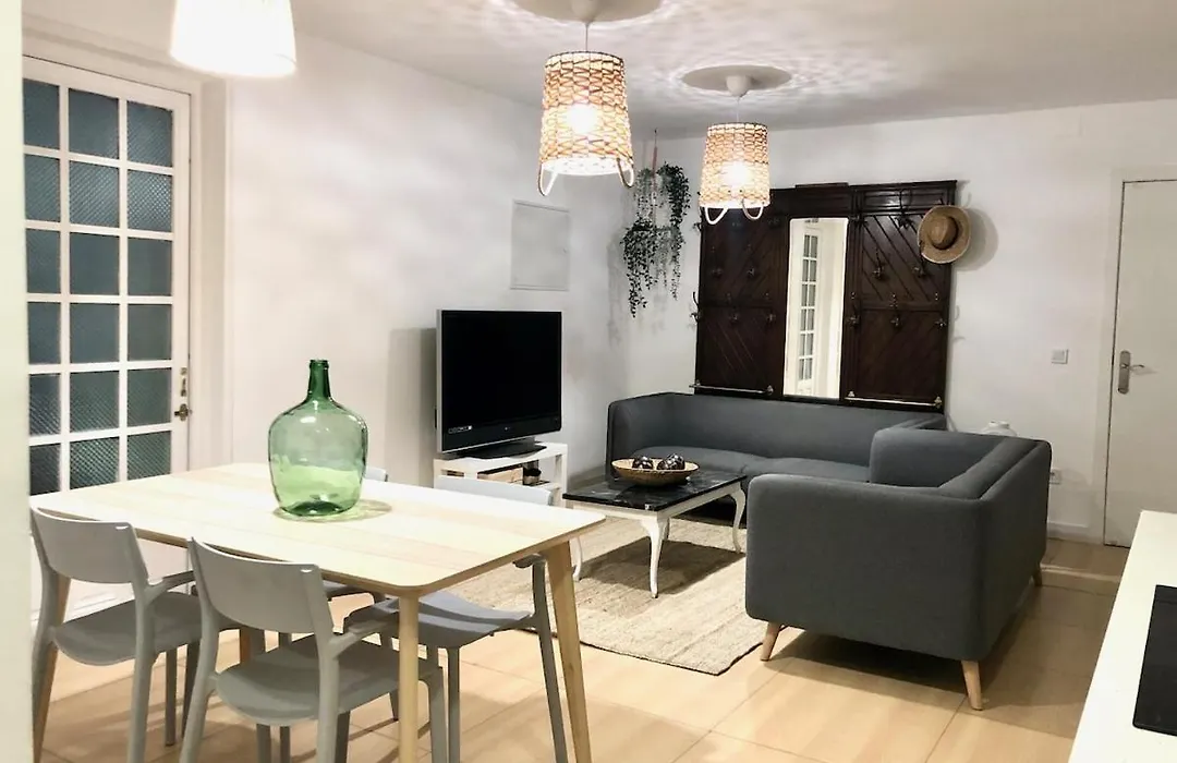 Beautiful Apartment 4Bed Plaza De Espana-1