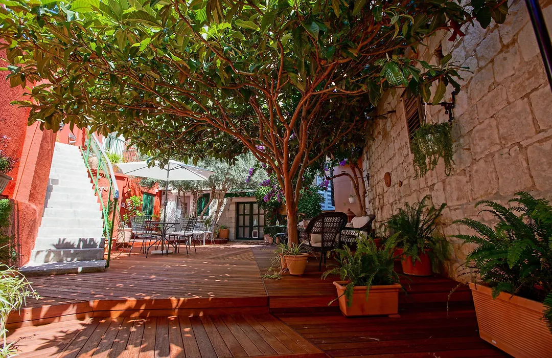 Boutique Guest Accommodation Zephyrus-1