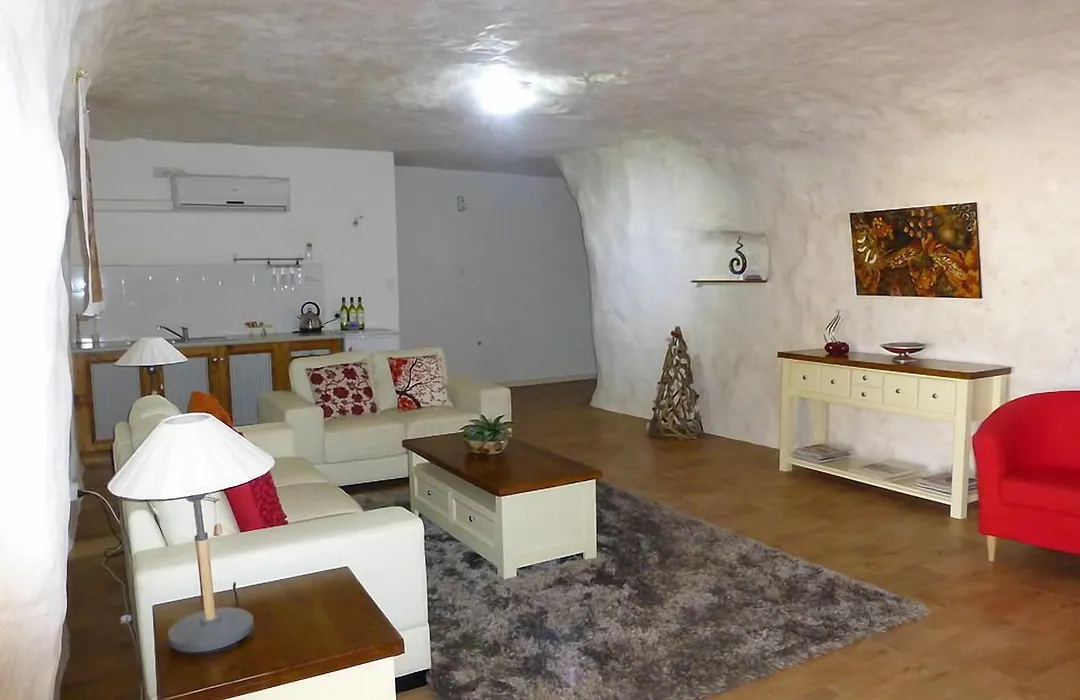 Underground Bed & Breakfast-1
