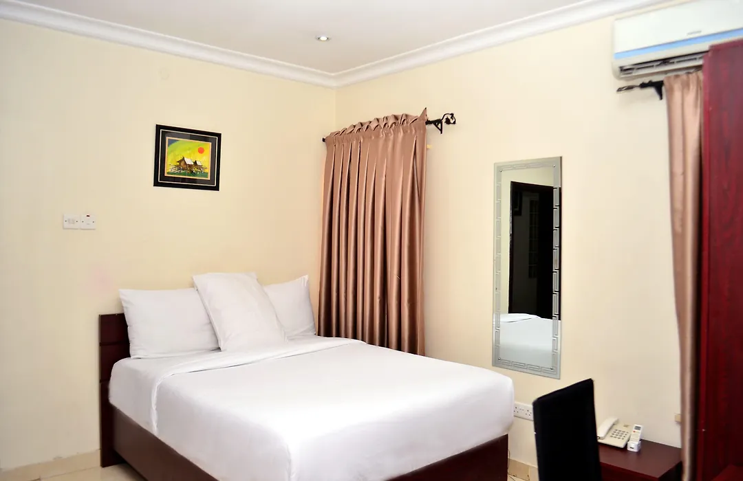 De Rigg Place - Alaka Estate, Surulere-1