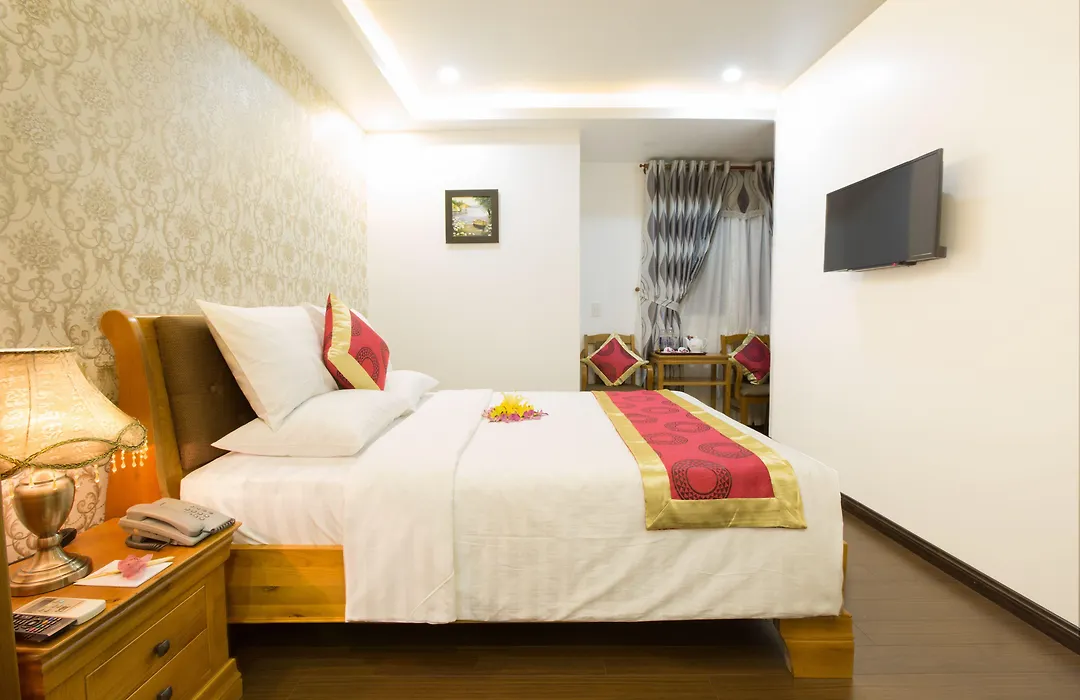 The Airport Hotel-1