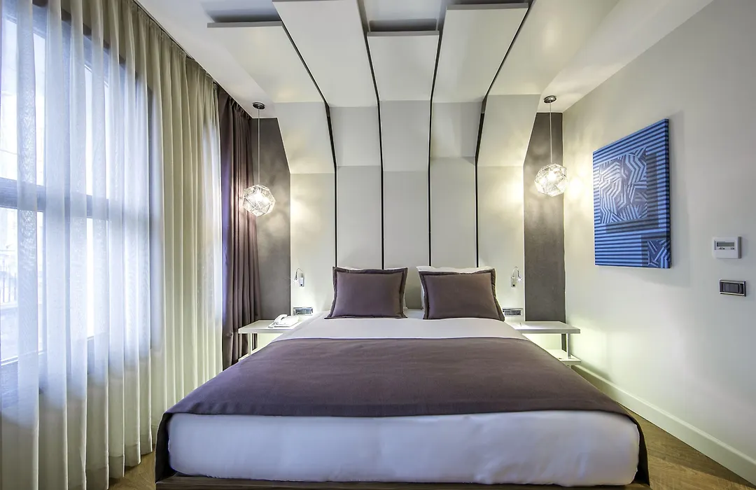 Maroon Hotel Pera-1