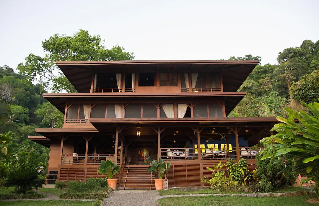 Playa Cativo Lodge-1