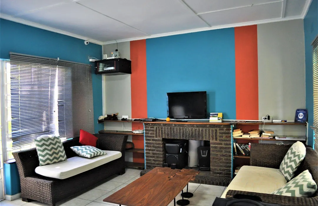 Natwange Backpackers-1