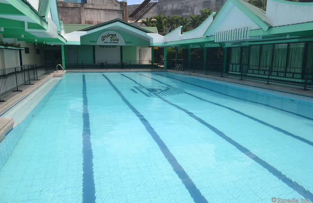 Family Country Hotel And Convention Centre-1
