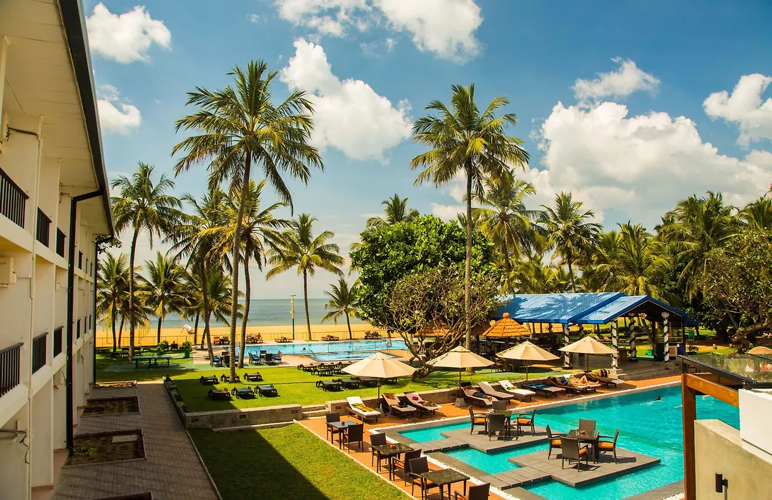 Camelot Beach Hotel-1