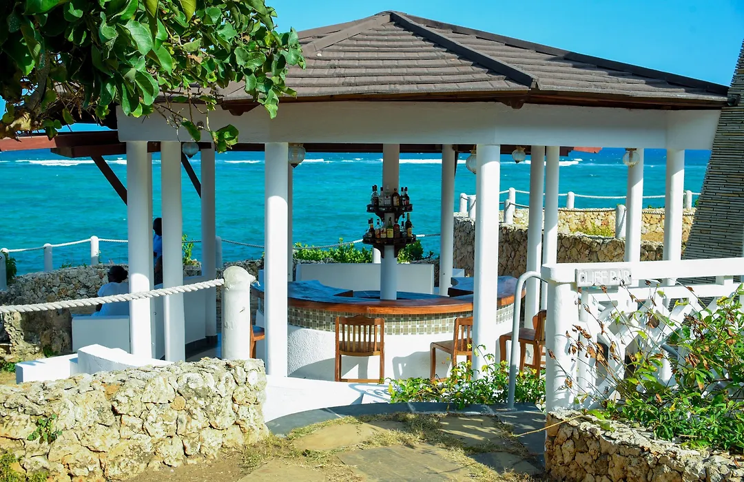 Hillpark Amare Resort-1