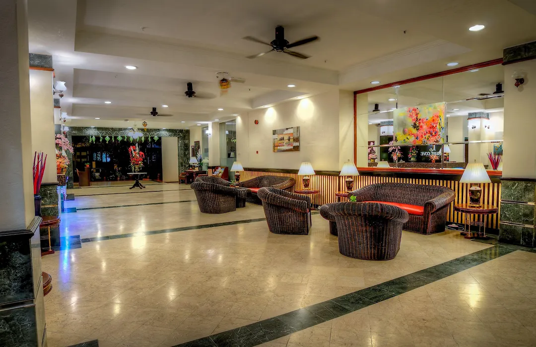 Leisure Cove Hotel And Apartments-1