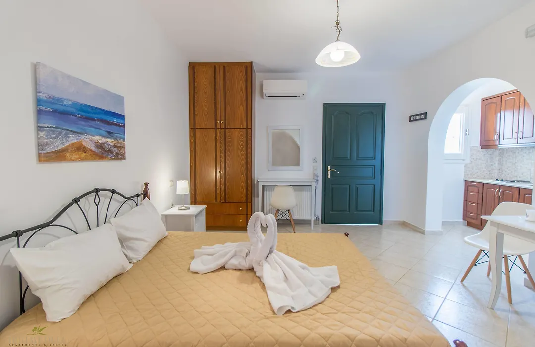 Iphimedeia Luxury Hotel & Suites-1